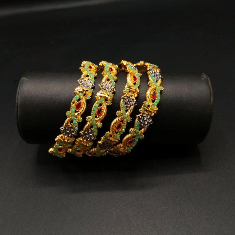 Casting high quality 4 piece bangles